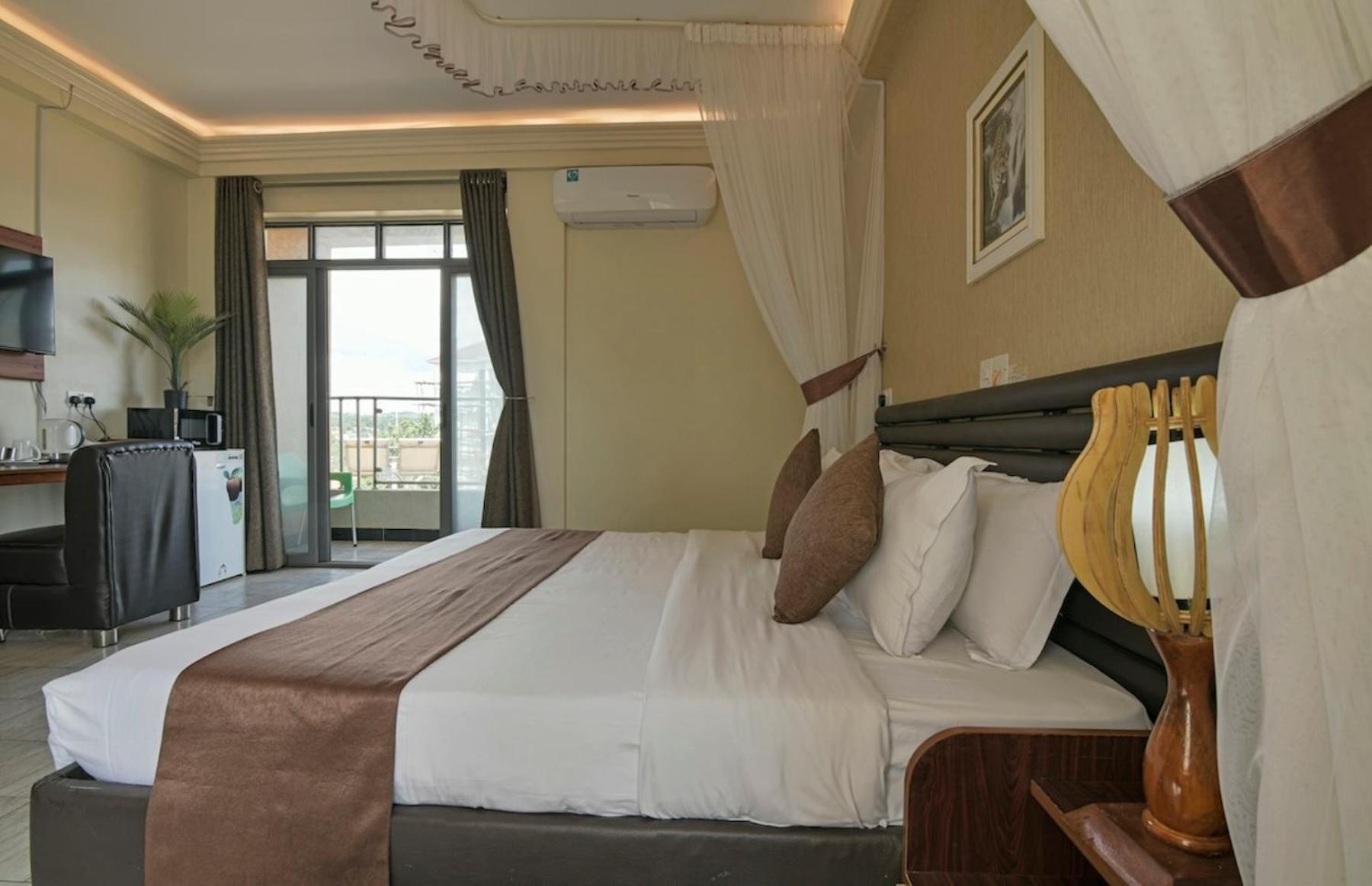 Hoima Buffalo Hotel & Business Hub Ltd 外观 照片