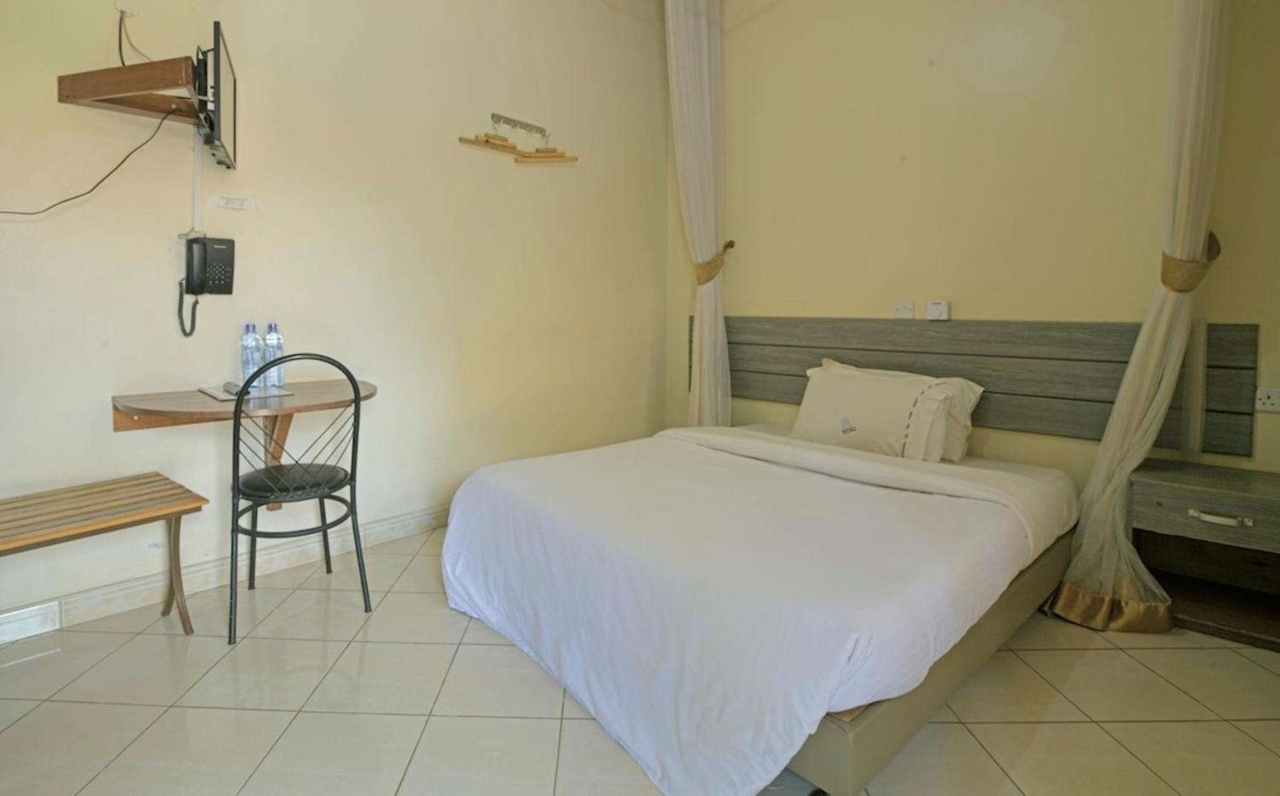 Hoima Buffalo Hotel & Business Hub Ltd 外观 照片