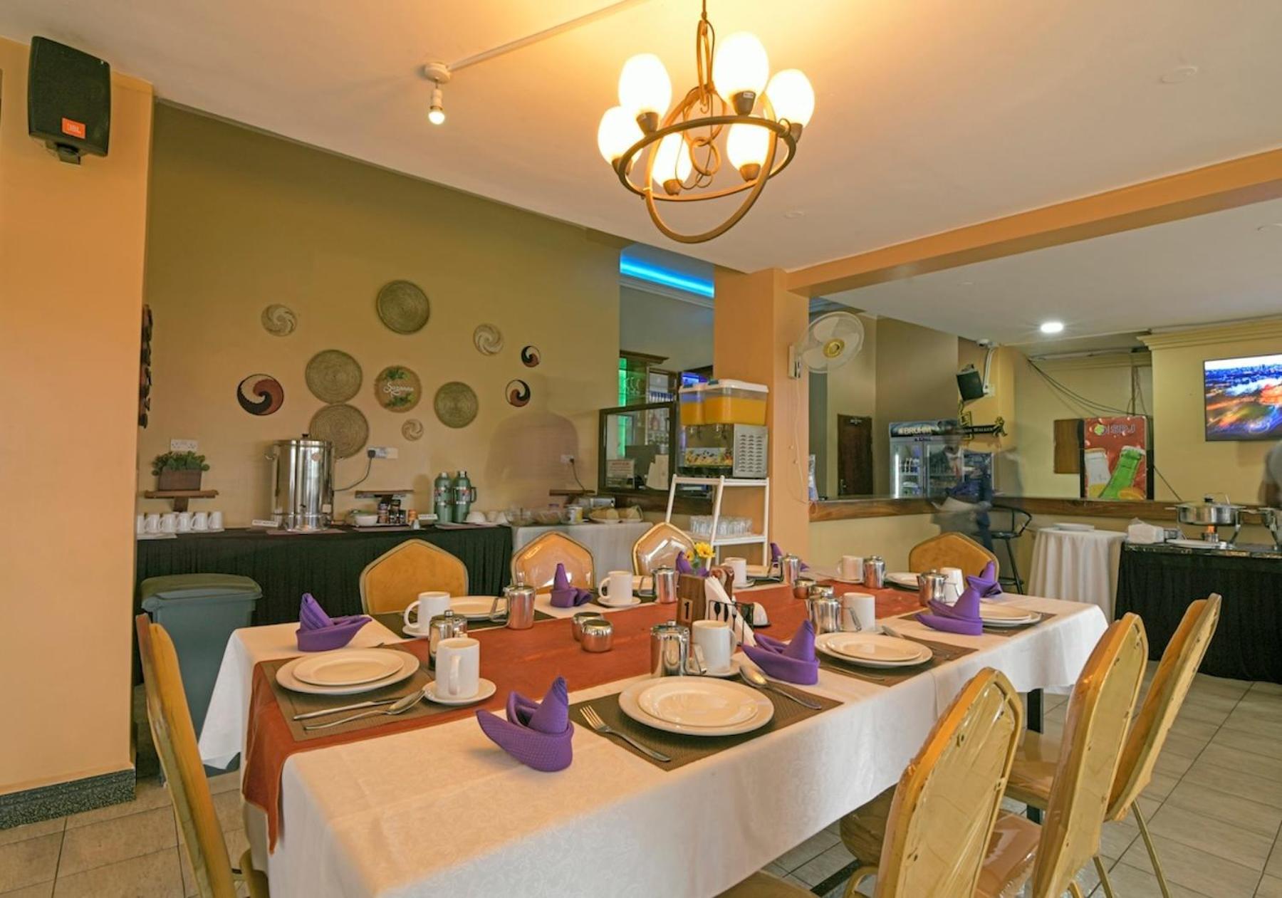 Hoima Buffalo Hotel & Business Hub Ltd 外观 照片