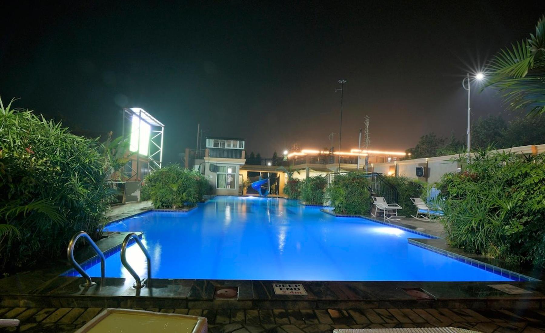 Hoima Buffalo Hotel & Business Hub Ltd 外观 照片